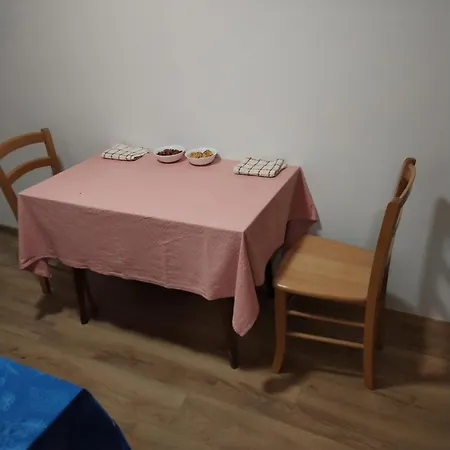 Vendégház Jalen *